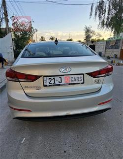 هیۆندای ئەلەنترا